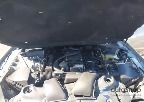 2011 Jaguar Xj z USA, uszkodzony, nr VIN SAJWA1CB9BLV13132